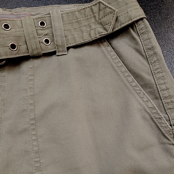 Gloria Vanderbilt Olive Green Cropped Cotton Utility Cargo Pants w/Belt - Size 8 - Picture 3 of 11